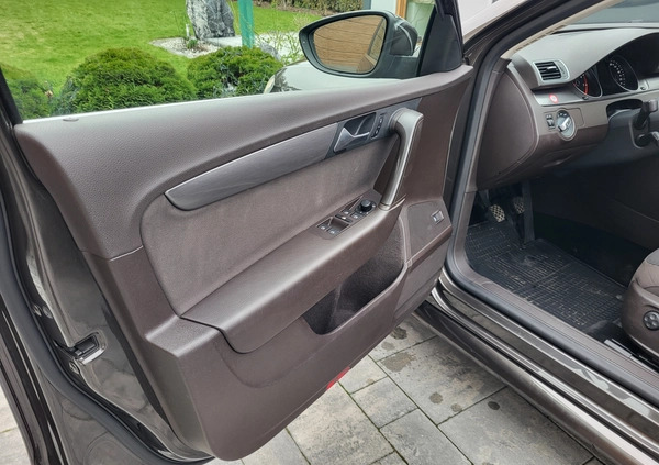 Volkswagen Passat cena 36900 przebieg: 141000, rok produkcji 2013 z Inowrocław małe 211